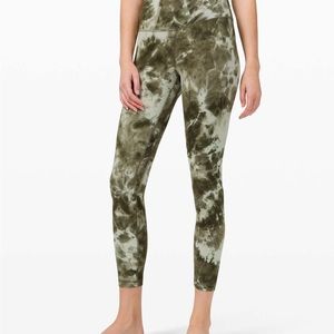 Lululemon Green Diamond Dye Align Legging 28”